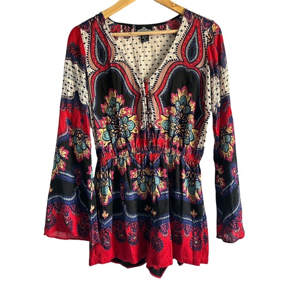 Angie Women’s Size‎ Small Boho V Neck Bell Sleeve Paisley Jumpsuit Romper - Picture 1 of 7